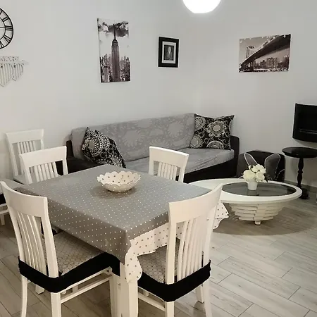 Resy * Durrës